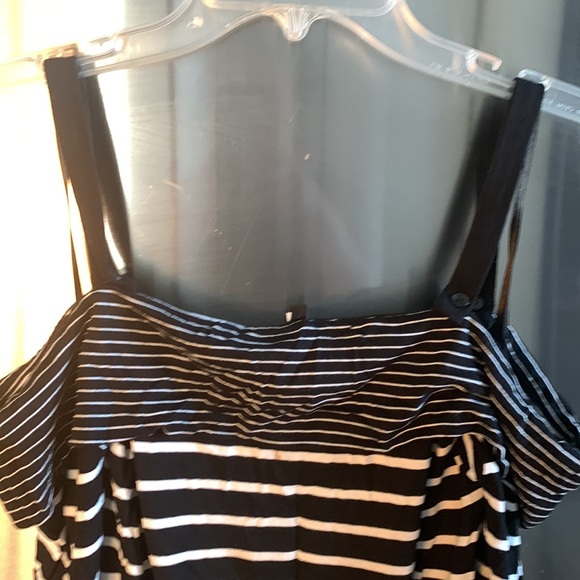 Top - Picture 3 of 4